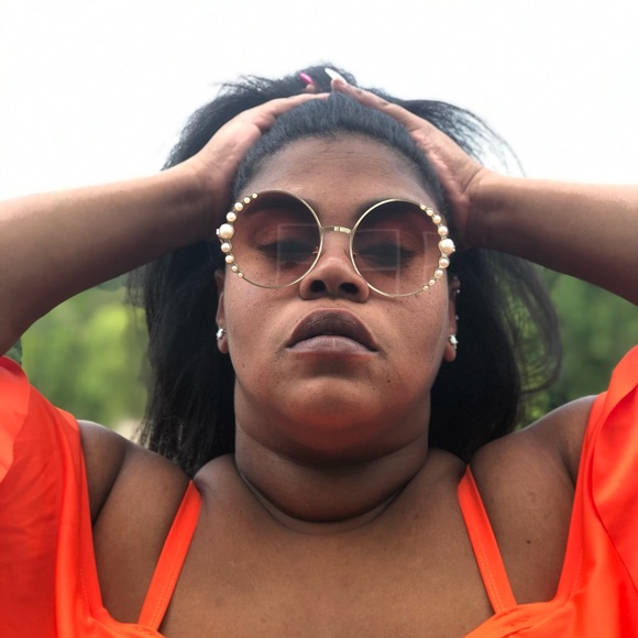 Accessories - Pearl Sunglasses